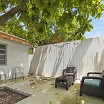 Intimate Casita Mia Minutes Away From Airport, Calle 8, Brickell, Coral Gables, The Beach And More!