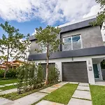 Modern 4-Bedroom Townhouse With Pool!