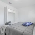 Stunning 3-Bedroom Duplex With Free Parking