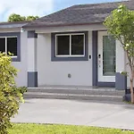 Cozy Miami Home Pet-Friendly & With Free Parking