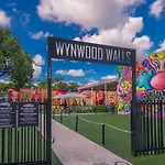 Large Wynwood 420 Room
