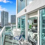 Iconic 2 Bedroom Loft Brickell-Stunning Views