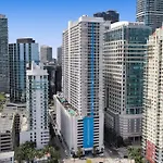 Superb Private Unit Perfectly Located In Brickell