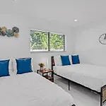 Modern Home, Heated Pool Hot-Tub, 12Min To Ocean