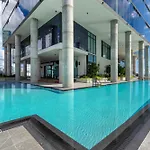 Exclusive Oasis: Charming Studio Near To Bayfront Park