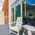 Mia Loft- Industrial Vibes Parking & Amenities