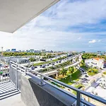 Chic 3 Bed Retreat Mins Brickell With Free Parking