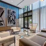 Exclusive Oasis: Charming Studio Near To Bayfront Park