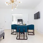 2-Bdrm -Heart Wynwood & Edgewater- Private Parking