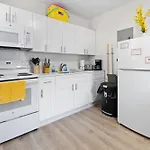 Enchanting Cozy Apartment 10 Min Away From Airport, Calle 8, Brickell, Coral Gables, The Beach And More!