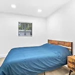 Upscale 3 Bedroom House In Centric Location - In Miami Shores