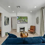Azzure 10 Mins To South Beach Miami 4 Bedroom Villa