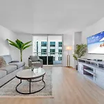 Stunning 1 Bdr 1 Bth • Brickell • Bay & City Views