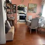 Ne Miami Cottage