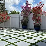 Dream House 4B/2B King Bed Miami Springs, Fl