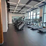 Heart Of Downtown, 3Br-2 And Half Bathroom En-Suites Luxe Pool!