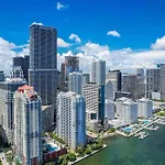 Spacious 1Bedroom Unit Brickell-Free Parking