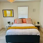 Cozy 2 Bedroom