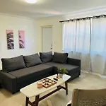 Cozy 2 Bedroom