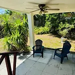 Cozy 2 Bedroom