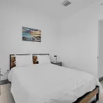 Biscayne Park Villas 15408