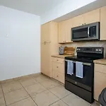 Abundant 3Bd Home King Bed Free Parking Wi-Fi