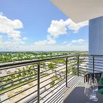 Modern Condo At Downtown Doral Park