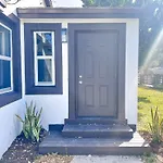 New 3Bedroom 2Bathroom Private Home