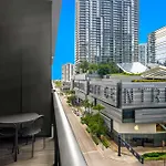 SLS LUX Brickell