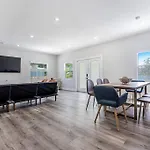 Miami Modern Oasis Retreat - Close To Airport