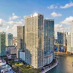 Large Suites In Hotel W With Bay Views