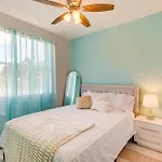 Home With Patio Near Zoo Miami And Black Creek Canal!