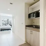 Wonderful Studio Apartment In Downtown Doral