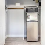 Private Double Room Near Miami Clinics