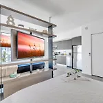 Mesmerizing Views Corner Condo