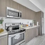 Mesmerizing Views Corner Condo