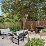 Family Home In Miami
