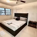 Modern Miami Oversized 3 Bedroom In Central Location