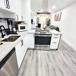 Paradise Gardens 2Bdr Unit Near Hardrock Stadium