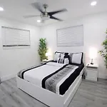 Paradise Gardens 2Bdr Unit Near Hardrock Stadium