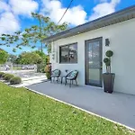 Modern Studio Near Design District, Wynwood
