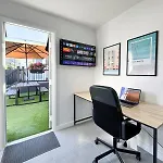 Studio With Office Space And Hot Tub
