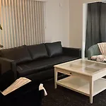 Beautiful, Fully Furnished 4Bed 2Bath House - 5 Minute Walk To Miracle Mile Downtown Coral Gables