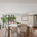 Stylish Modern Apartments At Gables Grand Plaza In Miami