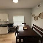 Stylish Homey 4Bedroom With Outdoor Pool