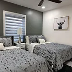 Modern 3Br Home Near Wynwood & Design District