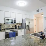 Centric Modern 40Thfloor Brickell Condo Free Parking By Palermo Home Miami