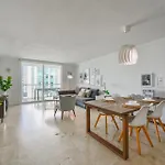 Centric Modern 40Thfloor Brickell Condo Free Parking By Palermo Home Miami