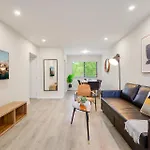 Chic Miami Escape In Prime Location