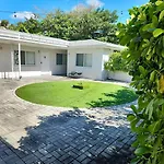 Comfy And Highlight Studio To Know Miami
